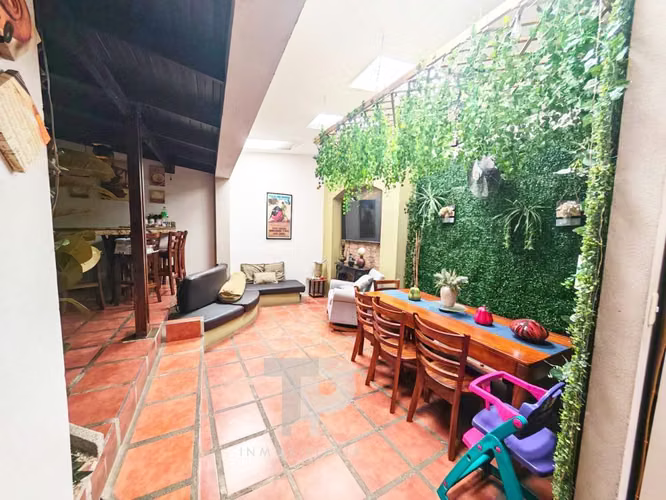 ¡SE VENDE PROPIEDAD CON USO DE SUELO MIXTO ALAJUELA CENTRO A METROS DEL HOSPITAL! ZSP16 - Imagen 11