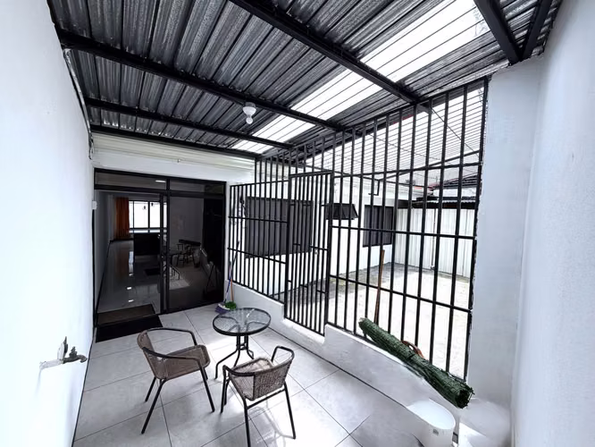 ALQUILER CASA DE UN NIVEL RENOVADA EN SABANILLA DE MONTES DE OCA CERCA DEL COLEGIO METODISTA  - Imagen 20