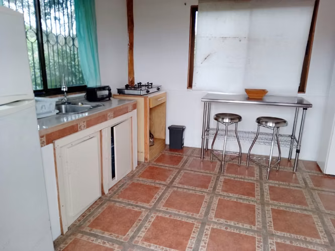 Casita de Campo 1 Hab, 1 Baño, y Cocina Seperada - Imagen 7