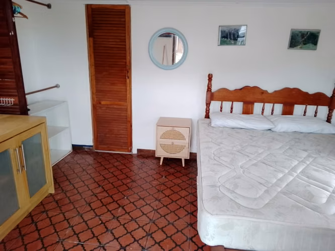 Casita de Campo 1 Hab, 1 Baño, y Cocina Seperada - Imagen 2