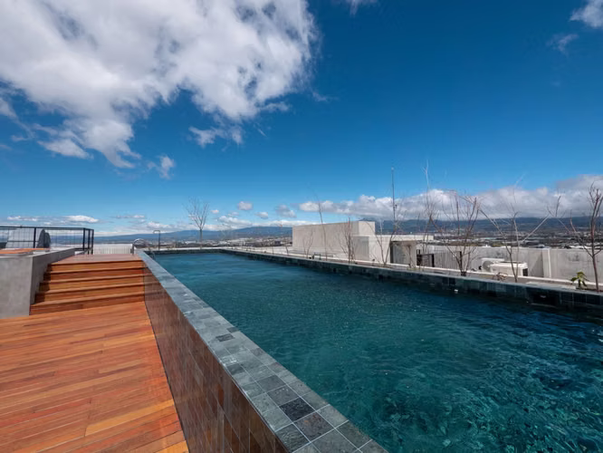 Hermoso Apartamento Amueblado de 2 Habitaciones en Alquiler en Nunciatura, San José – $1,800/mes (Sin Parqueo)