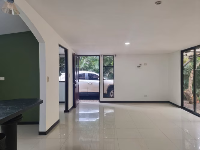 Apartamento de 2 habitaciones en alquiler en Santa Ana - Imagen 9