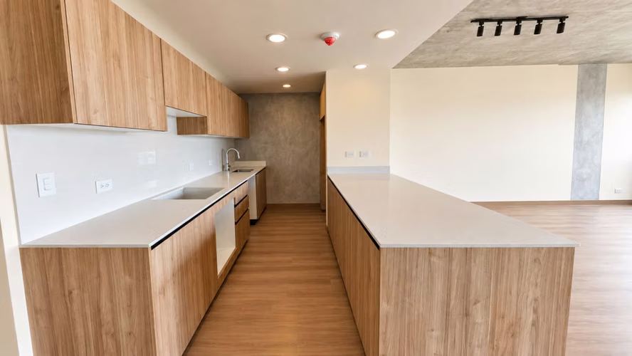 ALQUILER DE APARTAMENTO PARA ESTRENAR EN  SÁBANA NORTE 