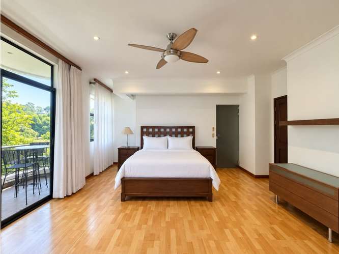 Apartamento amueblado con excelente ubicación, Escazú. - Imagen 11