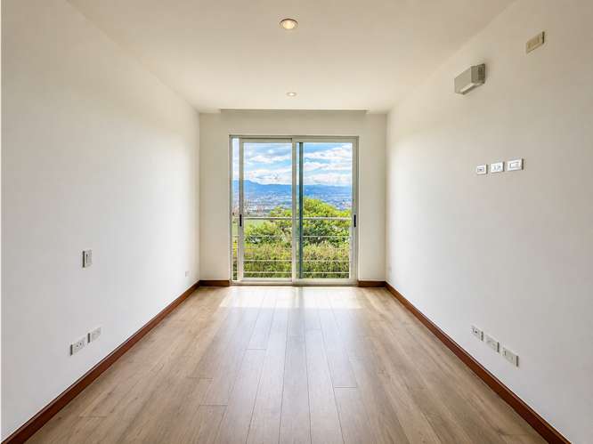Apartamento con Hermosa Vista en Bosques de Escazú (inversión) - Imagen 7