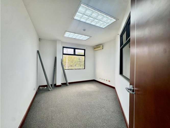 Edificio en alquiler La Sabana, piso 3 - Imagen 13