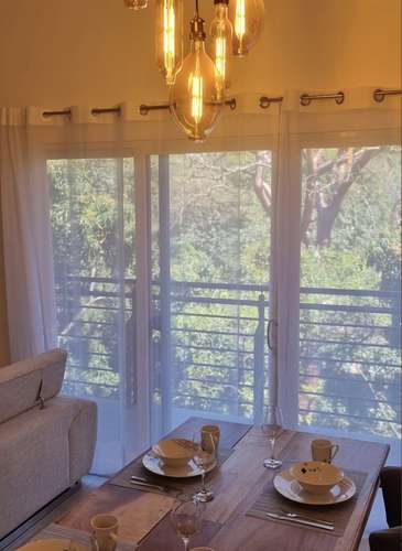 Apartamento de 2 habitaciones en último piso con vista al bosque, Condominio RiOro, Santa Ana