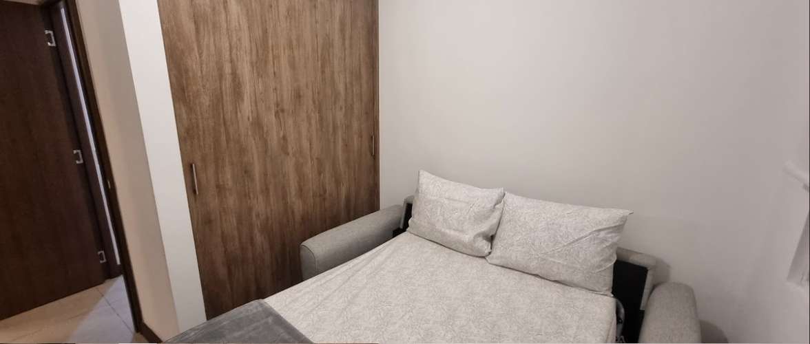 Apartamento de 2 habitaciones en último piso con vista al bosque, Condominio RiOro, Santa Ana