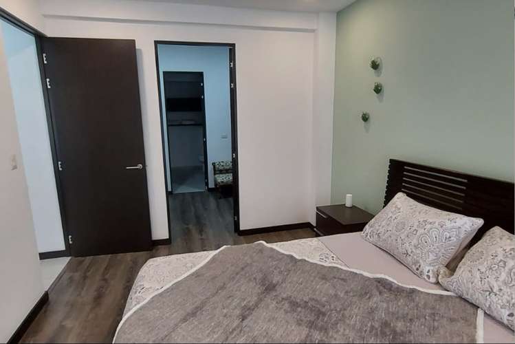 Penthouse moderno de 3 habitaciones en Nova Lofts, frente al centro de Santa Ana