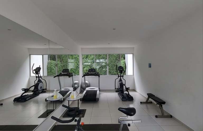 Penthouse moderno de 3 habitaciones en Nova Lofts, frente al centro de Santa Ana