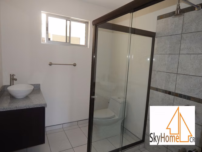 225369 / Alquiler / Lomas de Ayarco Sur / Vestidor / Cochera / Sin mascotas - Imagen 10