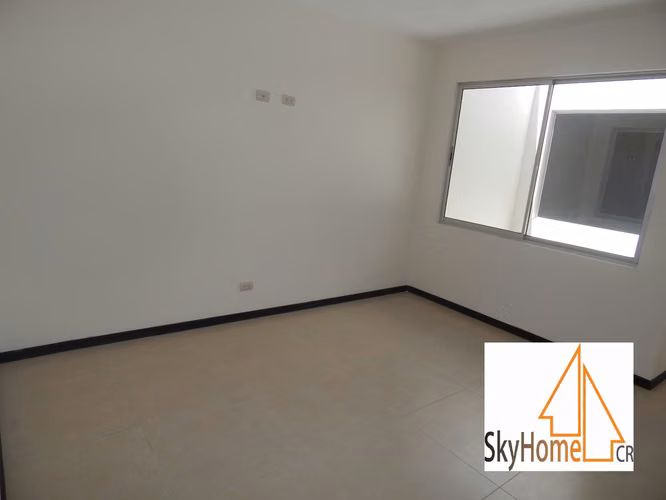 225369 / Alquiler / Lomas de Ayarco Sur / Vestidor / Cochera / Sin mascotas - Imagen 11