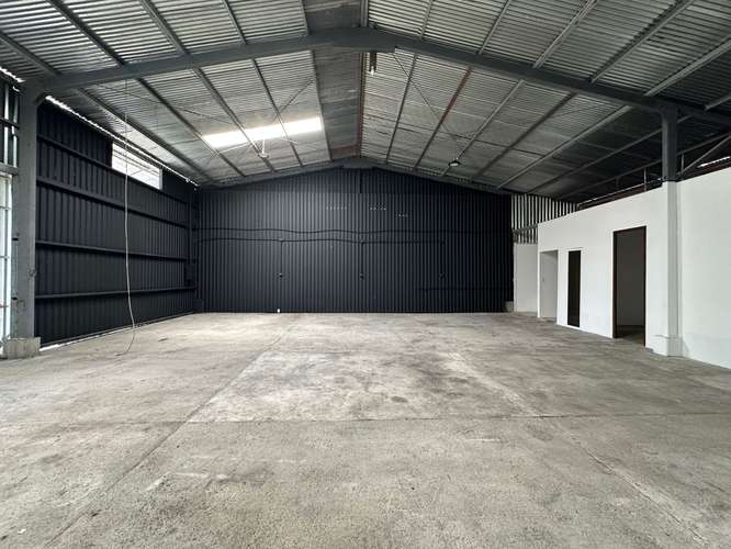 Bodega de 200m2 en Santa Ana - Imagen 12