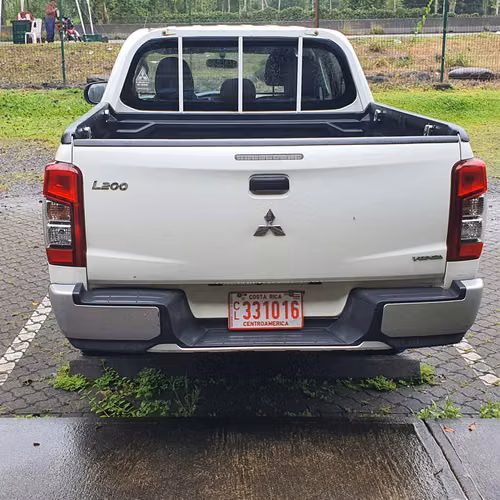 MITSUBISHI L200 2022 - Imagen 2