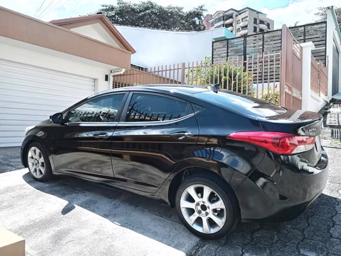 Elantra Límited 2012