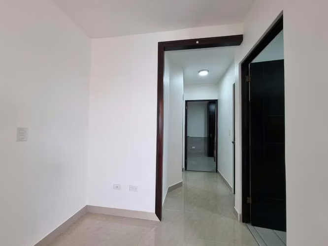  VENTA DE APARTAMENTO EN CONDOMINIO EN SANTA ANA CENTRO - Imagen 2