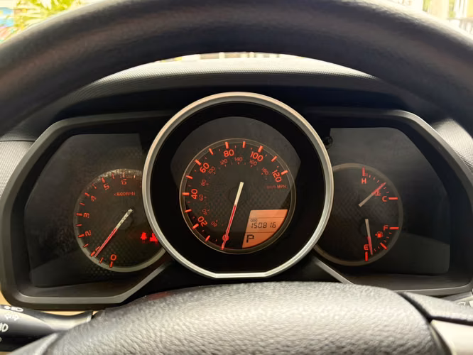 Toyota 4Runner SR5 2011 4x4 V6 Automática - Imagen 7