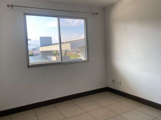 ALQUILER DE APARTAMENTO EN SAN SEBASTIÁN – EN CONDOMINIO PRIVADO