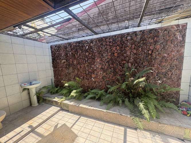 *Venta de propiedad en Llorente de Flores. - Imagen 19