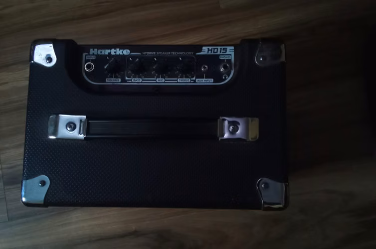 Bajo Fender/Amplificador  - Imagen 5