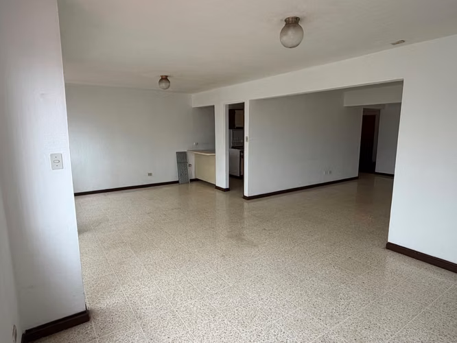 SE ALQUILA APARTAMENTO AMPLIO, ROHRMOSER, PAVAS, SAN JOSÉ  - Imagen 4