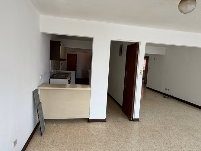 SE ALQUILA APARTAMENTO AMPLIO, ROHRMOSER, PAVAS, SAN JOSÉ  - Imagen 2