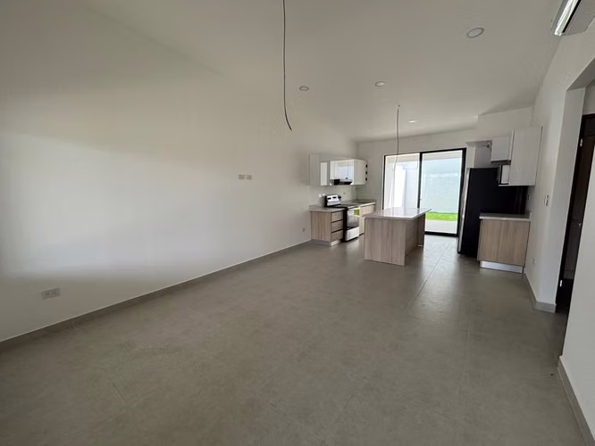 Venta de casa nueva en playa Herradura, 5521 - Imagen 2