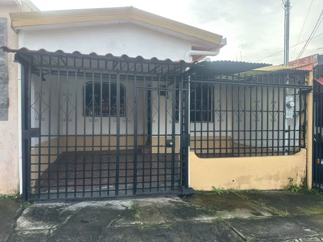 Casa en Zorobaru: Paz, Privacidad y Confort - Imagen 1