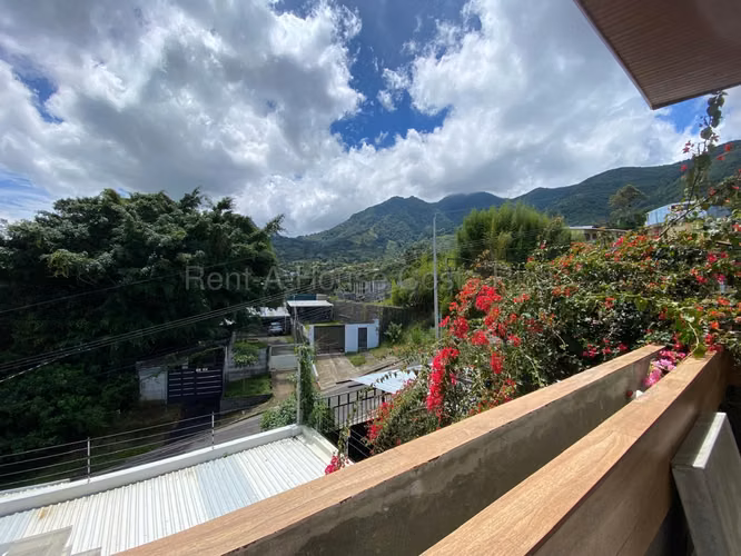  Exclusiva Casa Independiente en San Antonio de Escazú – Diseño Inédito - Paz Absoluta - Imagen 1
