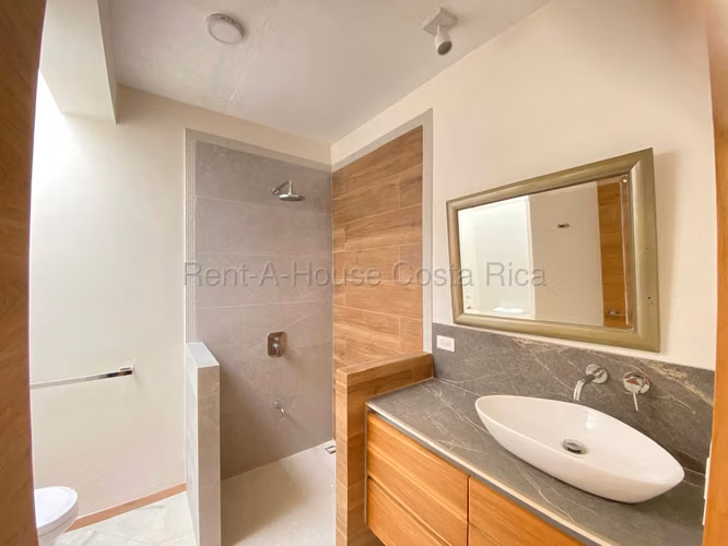  Exclusiva Casa Independiente en San Antonio de Escazú – Diseño Inédito - Paz Absoluta - Imagen 11