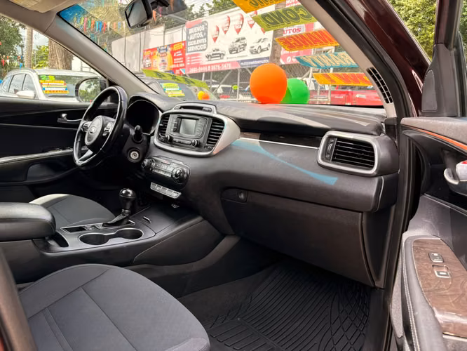 KIA SORENTO LX-2016-AUTO-SHIFT TRONIC-7 PSJ-4X4-7.975.000 - Imagen 7