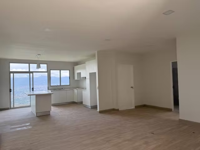Apartamento para estrenar en San Antonio de Escazú, Increíbles vistas - Imagen 2