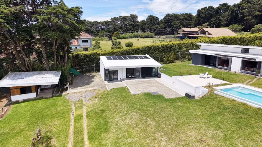 ¡Propiedad de lujo con más de 5000 m² de terreno en Concepción de San Rafael de Heredia! - Imagen 15