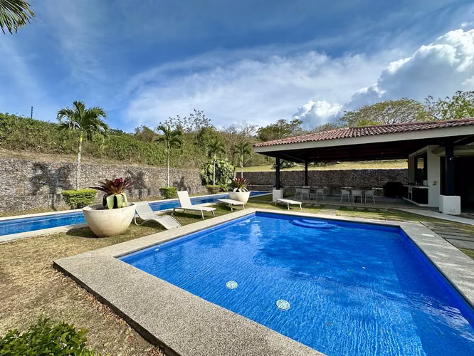 ALQUILER DE APARTAMENTO EN CONDOMINIO, BRASIL DE SANTA ANA