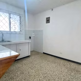 ALQUILER CASA EN SAN JOSE CENTRO CERCA BOULEVAR BARRIO CHINO