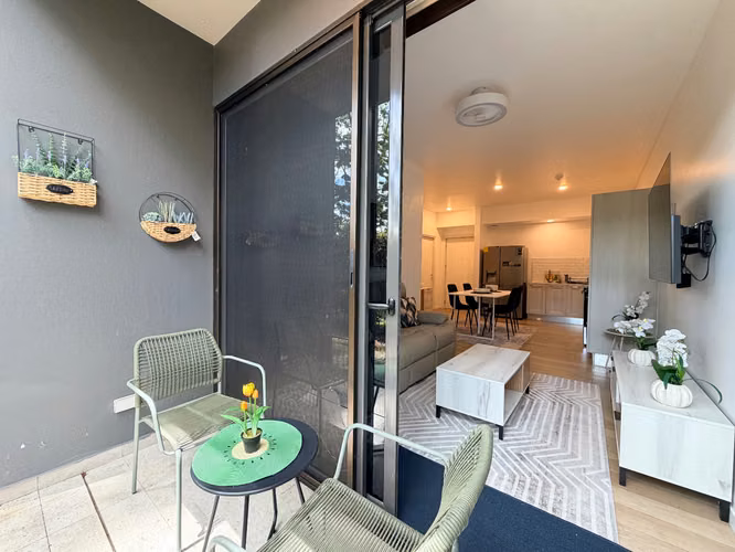 NUEVE84 ALQUILER AMUEBLADO CON AMPLIO JARDIN - Imagen 10
