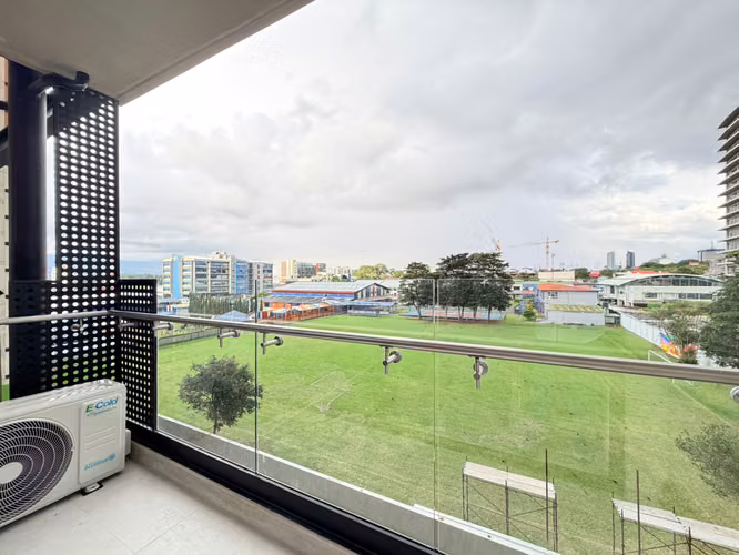 A ESTRENAR SKY SABANA DOS HABITACIONES CON PARQUEO Y LB - Imagen 4