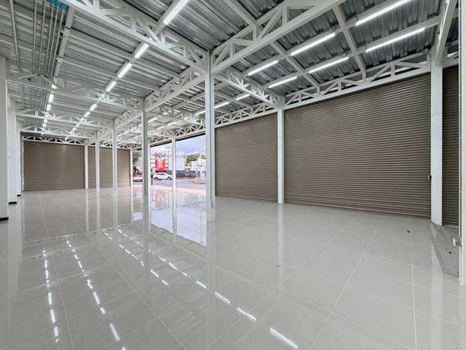 EDIFICIO COMERCIAL ZONA COCA COLA EN ALQUILER PARA VARIOS LOCALES - Imagen 8
