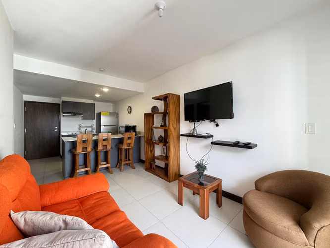 U NUNCIATURA ALQUILER AMUEBLADO UNA HABITACION CON PARQUEO
