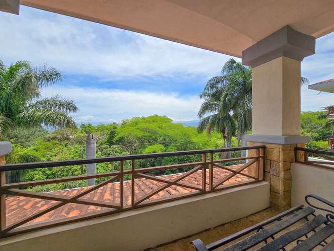 Lujosa Casa con Piscina Privada y Vista en Exclusivo Condominio en Guachipelín Escazú - Imagen 15