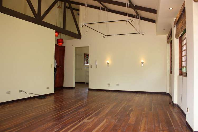 OPORTUNIDAD! PROPIEDAD DE 1.400 M2 CON 2 CASAS EN SAN RAFAEL ESCAZU X COUNTRY CLUB - Imagen 20