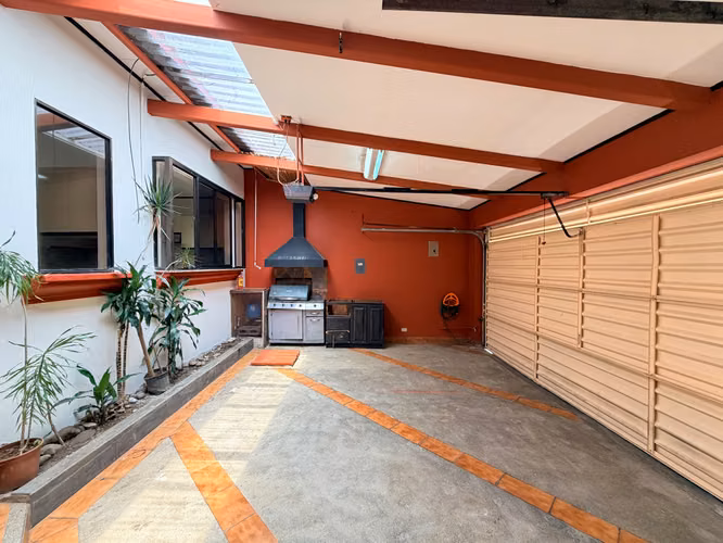 VENTA O ALQUILER CASA EN SABANA SUR UNA PLANTA - Imagen 2