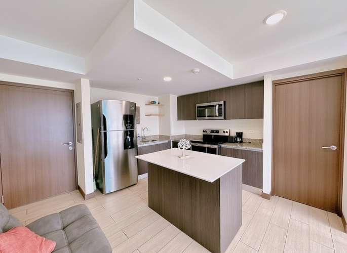 VENTA DE APARTAMENTO AMUEBLADO EN TORRE LOS YOSES, SAN PEDRO 