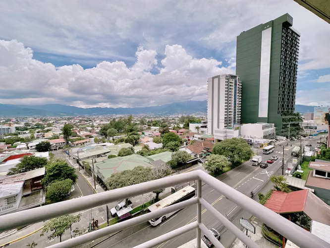 VENTA DE APARTAMENTO AMUEBLADO EN TORRE LOS YOSES, SAN PEDRO  - Imagen 13