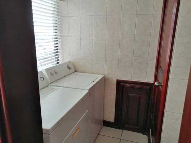 Apartamento amueblado en alquiler en Escazú 