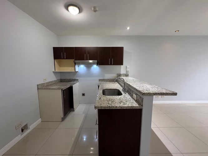 Apartamento en alquiler en la Sabana 