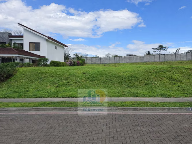 Lote en venta en condominio en La Guácima, 534 m²