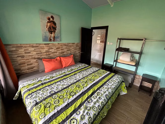 Venta de condominio amueblado en Villas Paraíso en Jaco  - Imagen 10