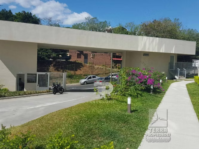 Apartamento en Torre con Línea Blanca (JC45) - Imagen 18
