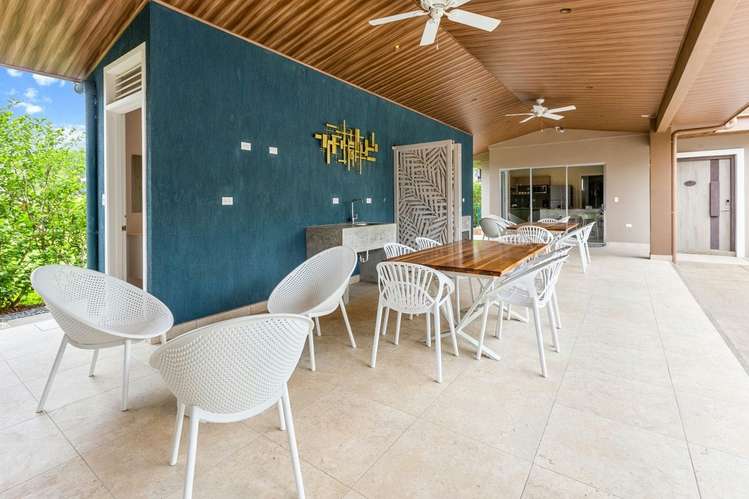 ¡Inversión en la Playa! Condominio con Dos Casas Villa Verde en Jacó noj1150ij - Imagen 10
